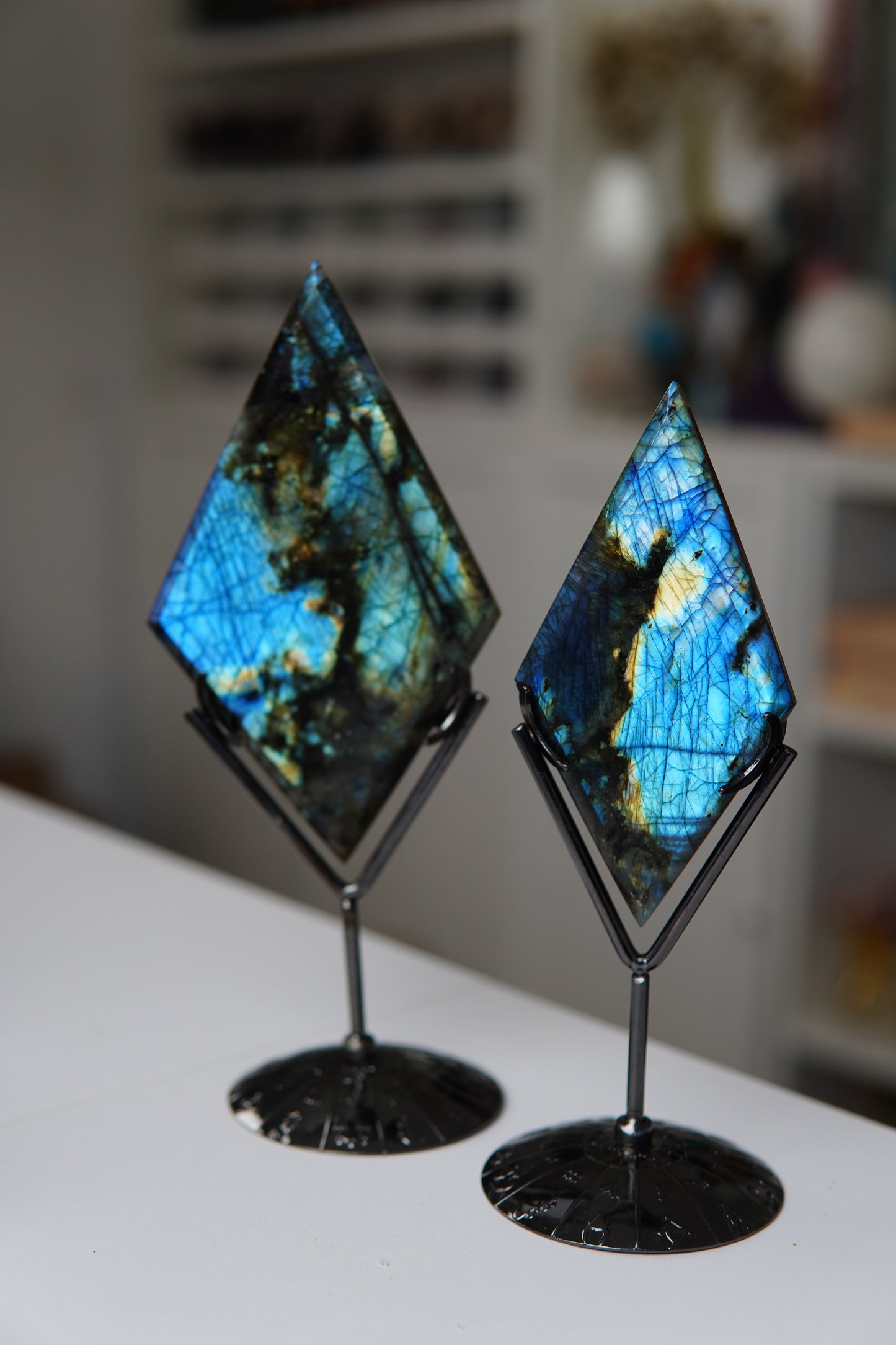 Flashy Labradorit Diamant -  inkl. Halterung