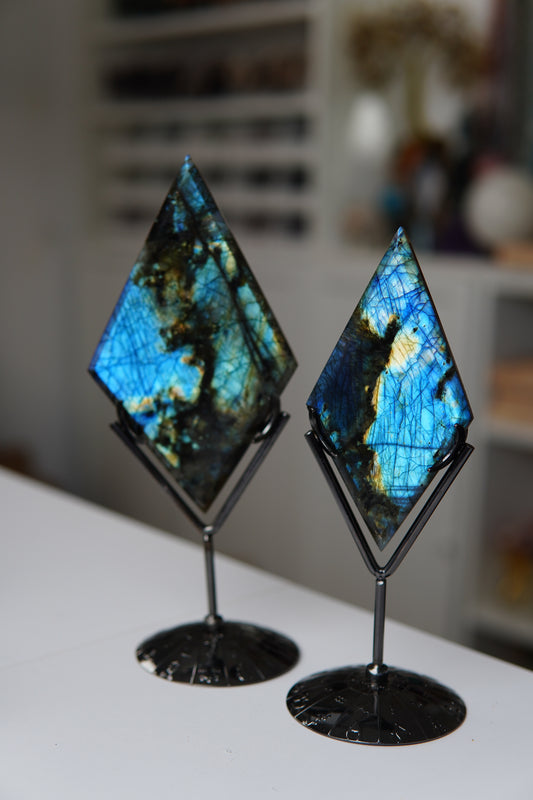 Flashy Labradorit Diamant -  inkl. Halterung
