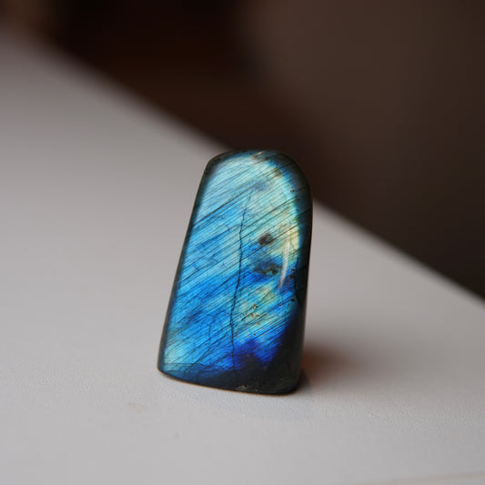 Flashy Labradorit Freeform - Klein