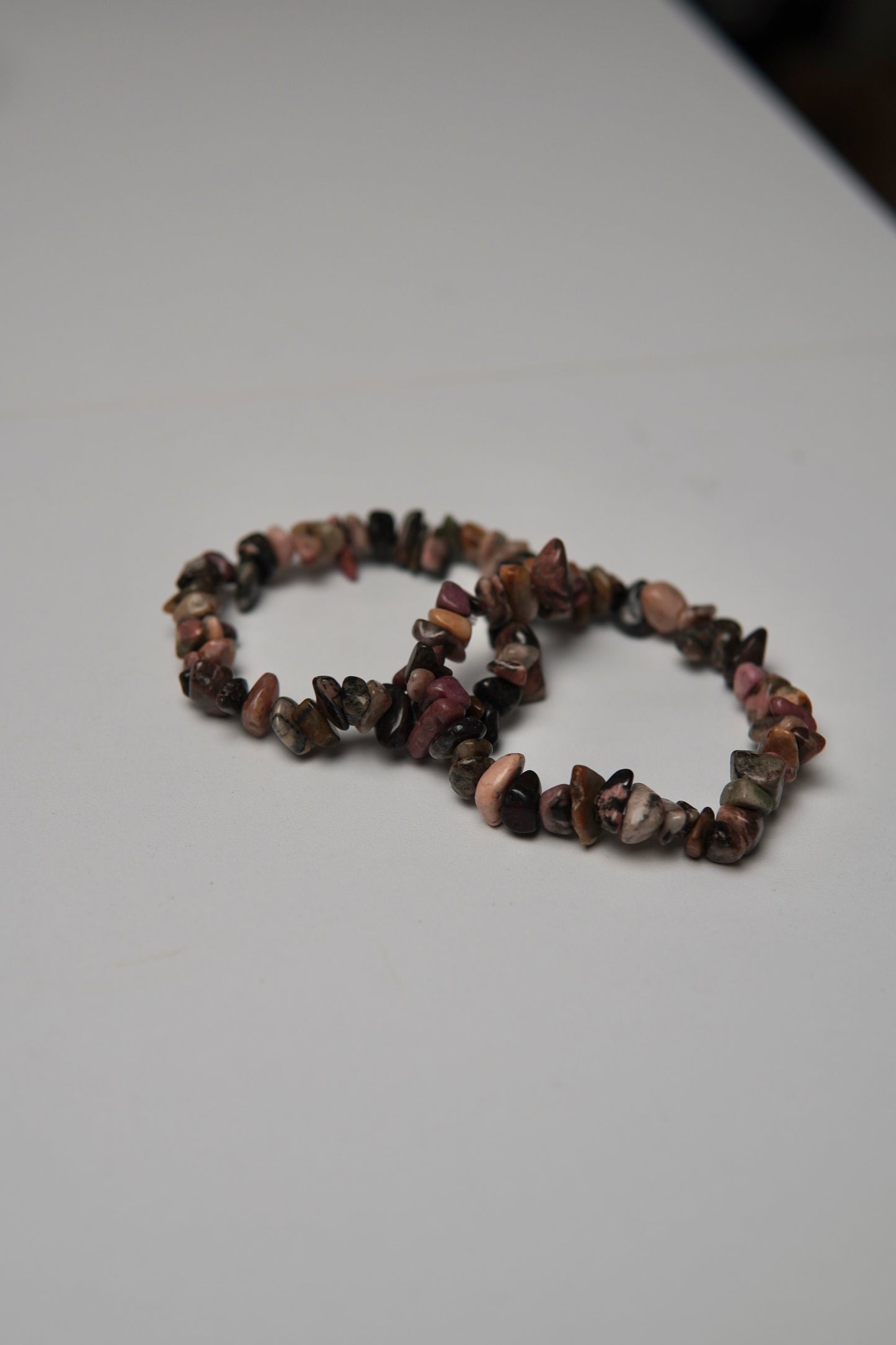 Splitterarmband Rhodonit