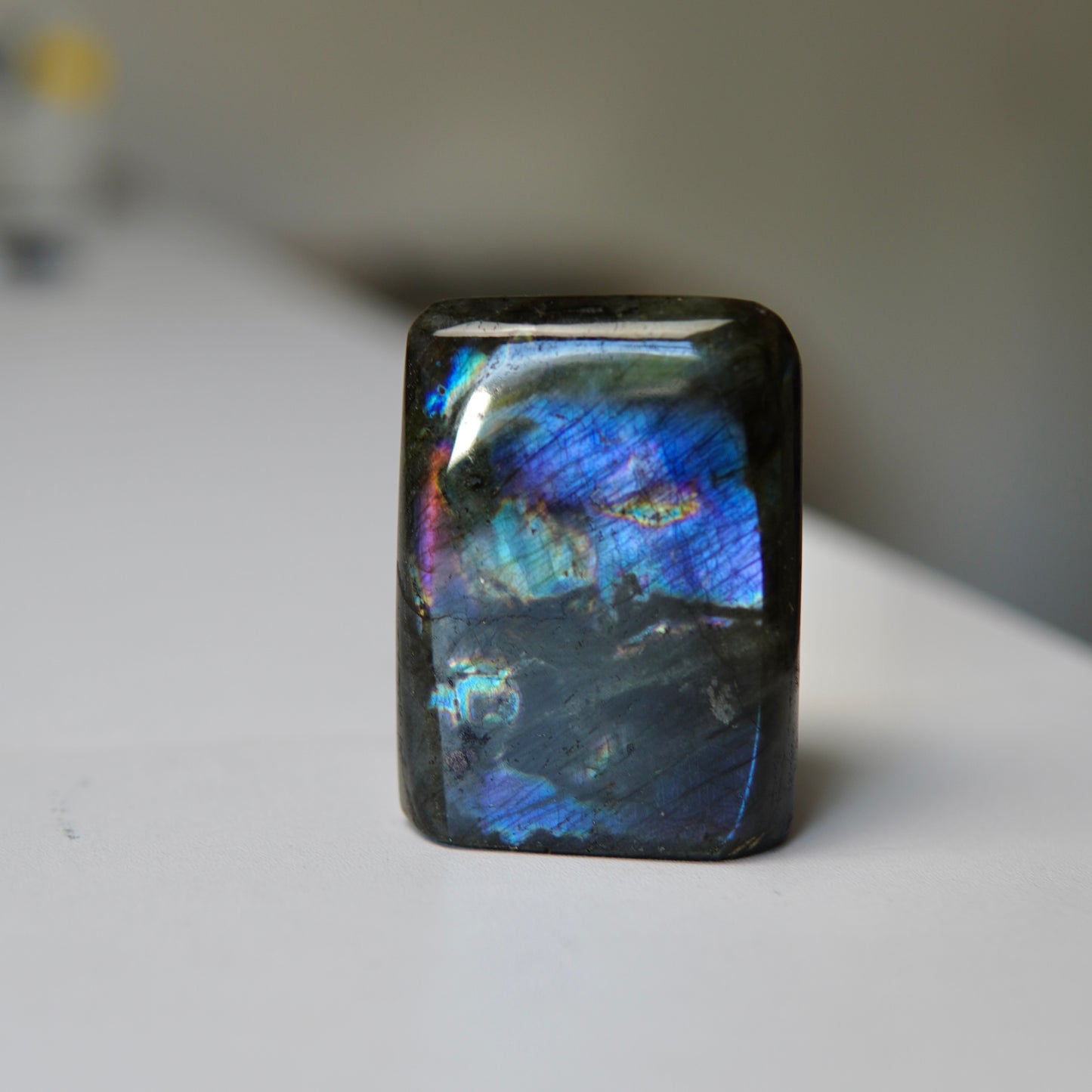 Purple Labradorit Freeform