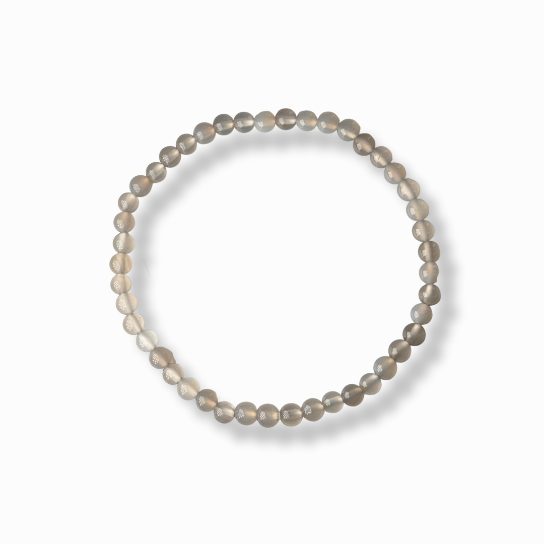 Kugelarmband mit hellen Achatperlen.